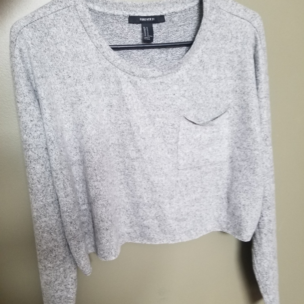 Sweater crop top